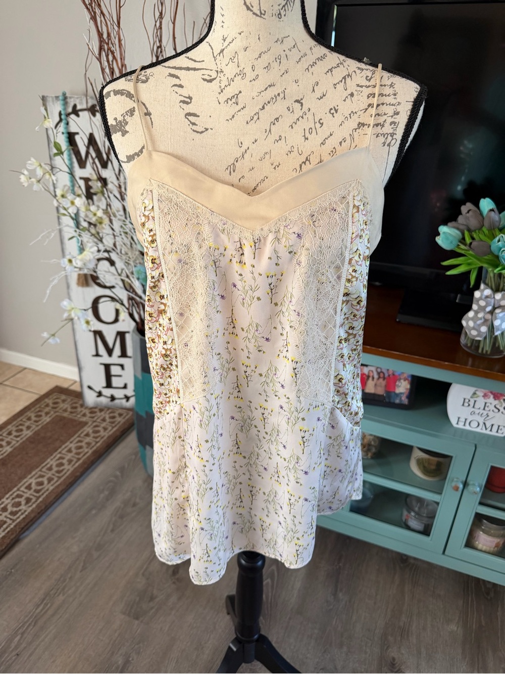 Zara Cream Floral Lace-Trim Tank Top Size Medium